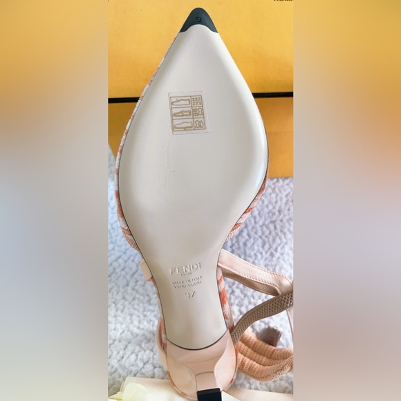 Authentic Fendi Women’s FF Jacquard Colibri Lite Slingback Pumps - Picture 11 of 16